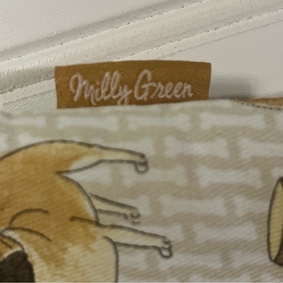Milly Green Oven Mitt Pug Dogs Designed In Britain 100% Cotton NWOT - Picture 6 of 6